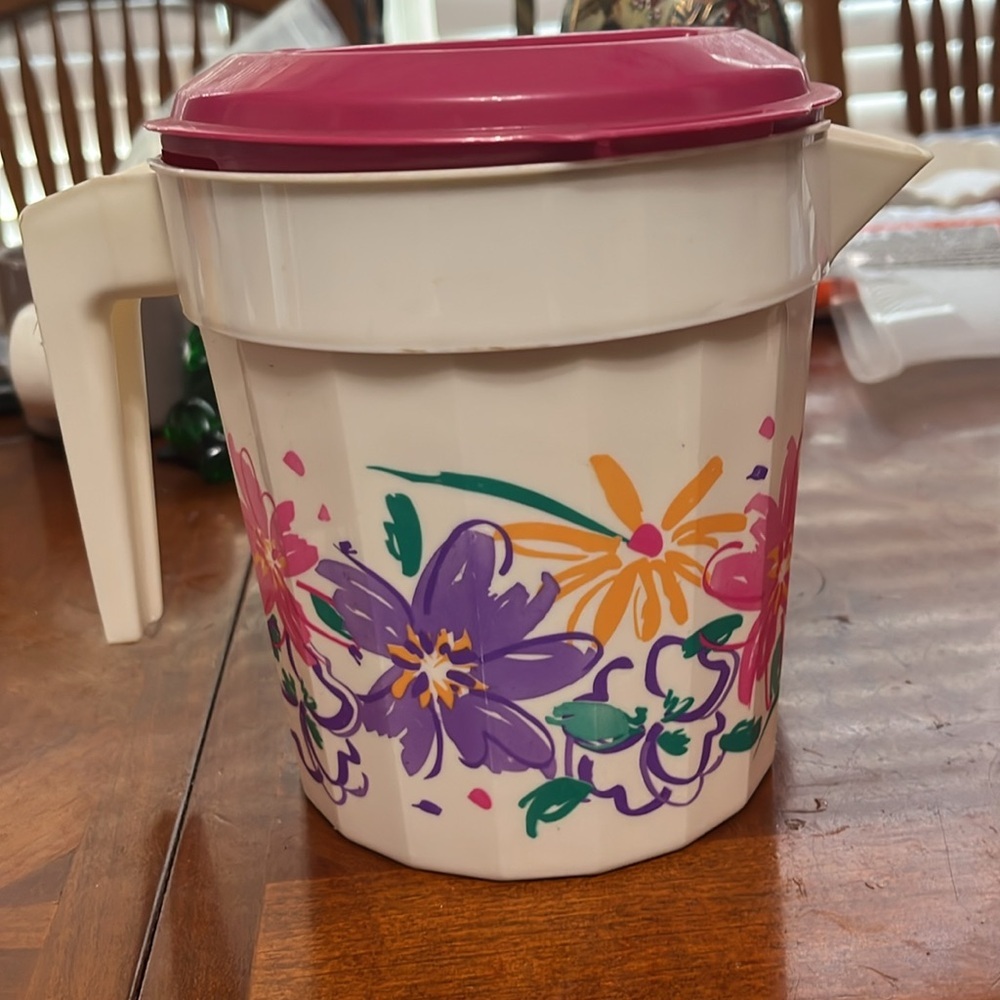 PackerWare Vintage Made In USA 1.5 Quart Plastic Handled Pitcher